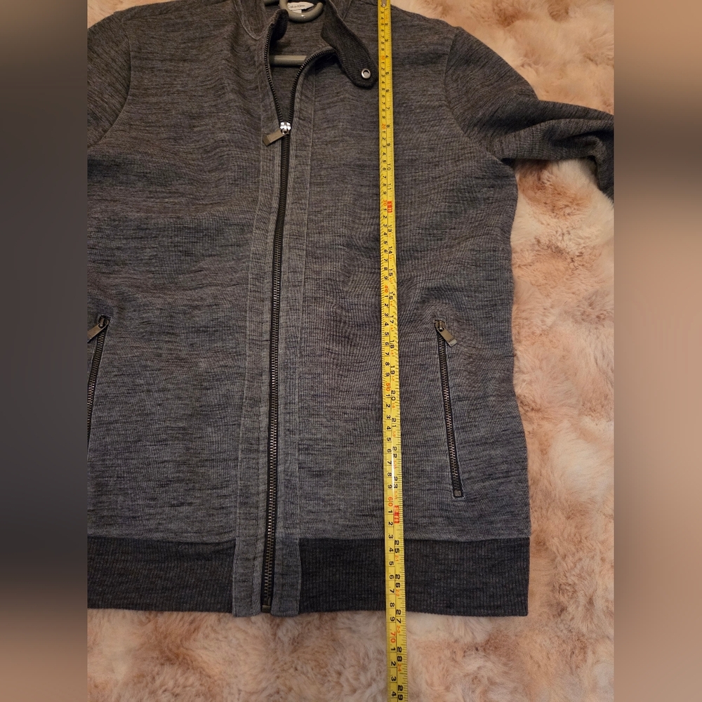 Men's Gray Zippered Jacket - Picture 5 of 7